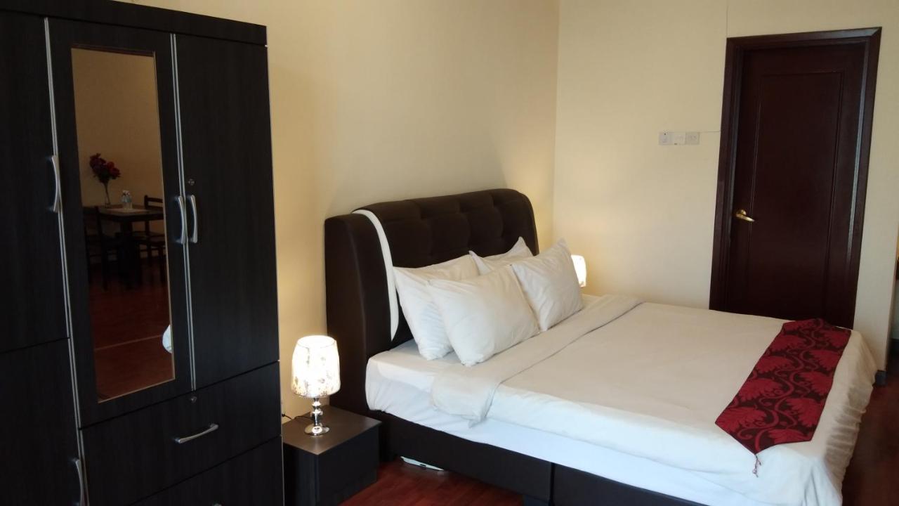 Times Square Service Apartment At Kuala Lumpur Exterior photo